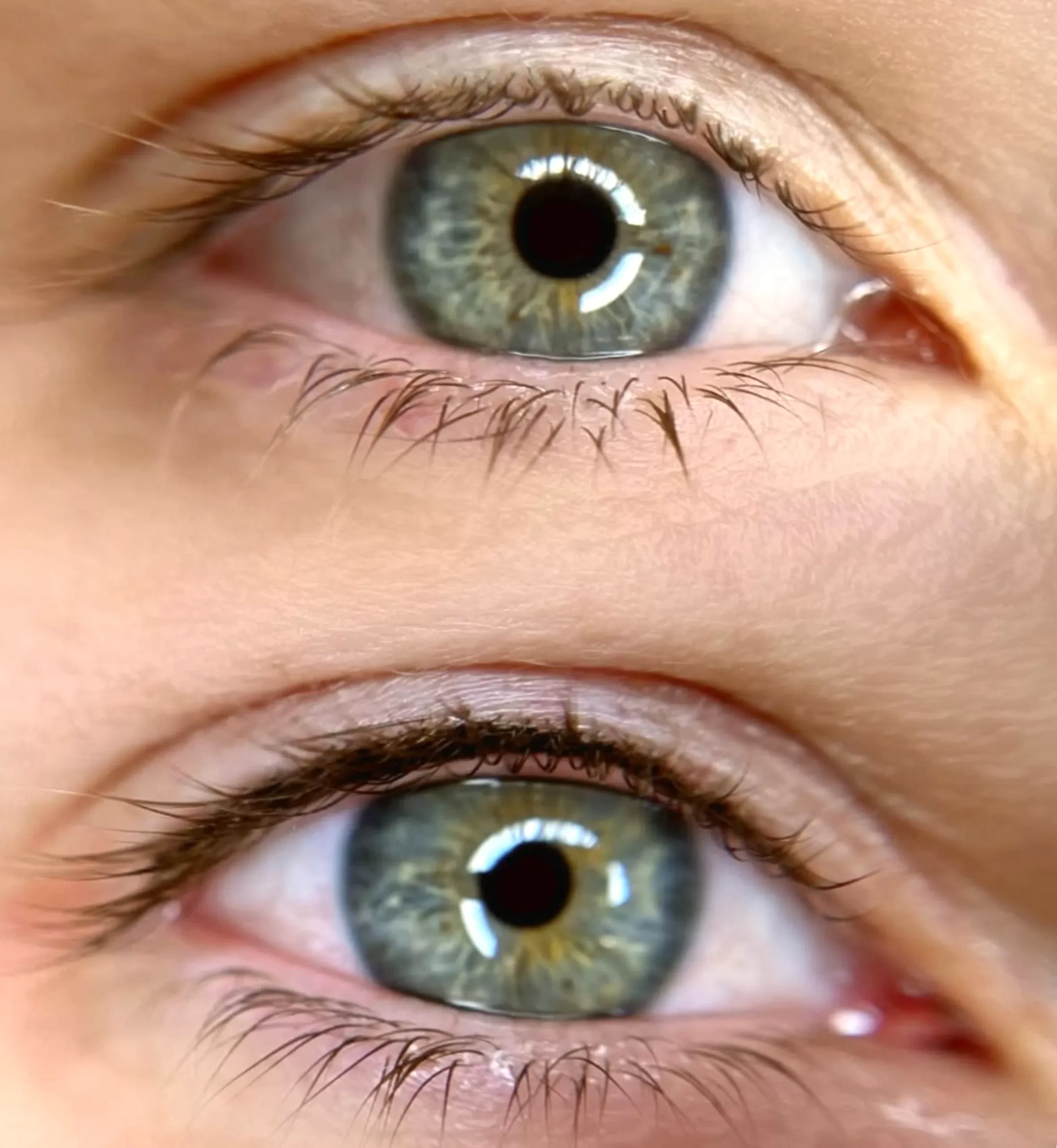 is permanent eyeliner painful
